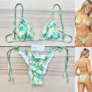 L*SPACE Over The Rainbow Bikini | Roger Bitsy Bottom + Maggie Top | Sz M